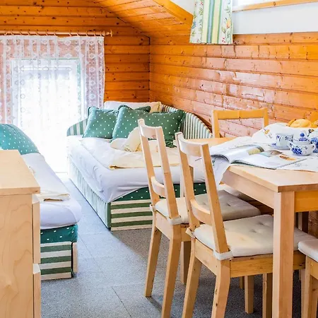 Penzion Garni Weberhausl 3*