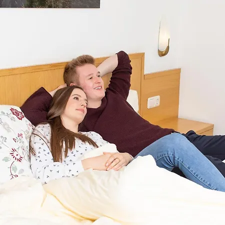 Gasthof Garni Weberhäusl 3*