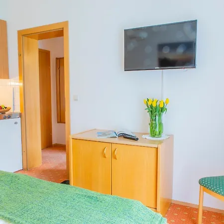 Gasthof Garni Weberhäusl