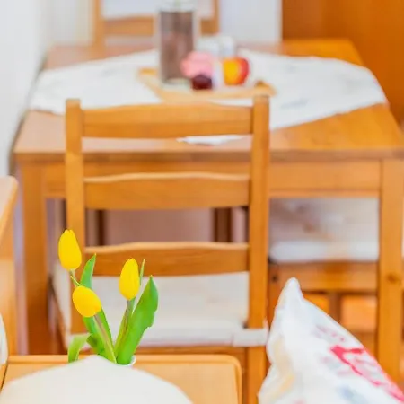 Konukevi Hotel Garni Weberhausl 3*