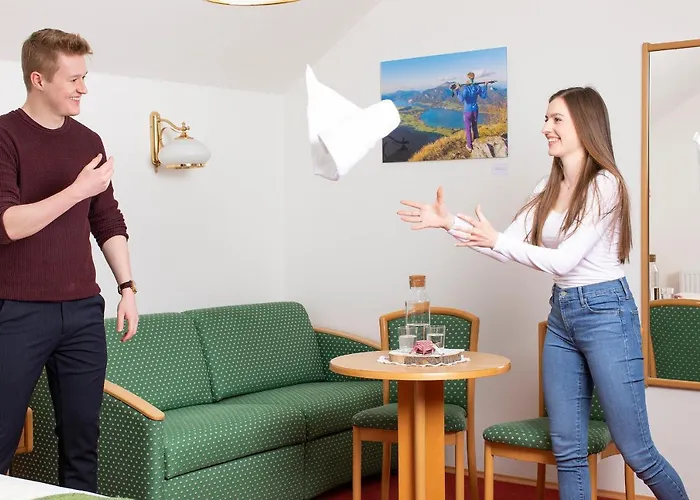 Gasthof Garni Weberhäusl 3*
