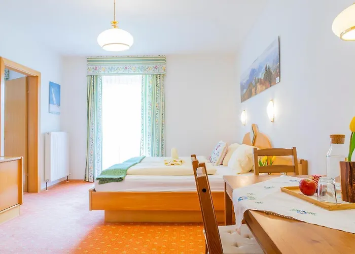 Πανσιόν Garni Weberhausl Strobl