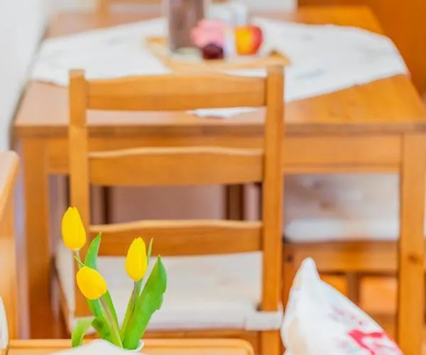 Πανσιόν Garni Weberhausl 3*